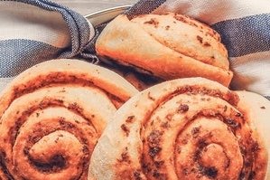 Sourdough cinnamon rolls